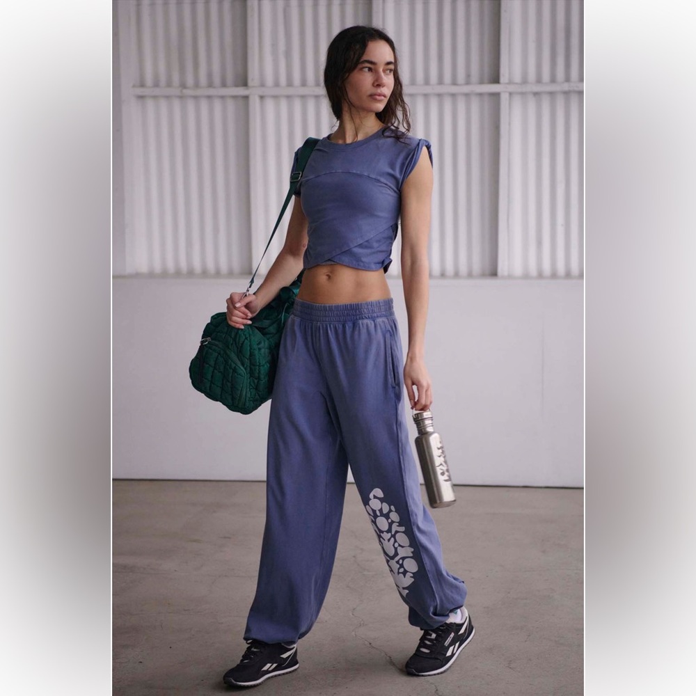 NWT FP Movement Hot Shot Logo Crossover Set Blue Indigo Large